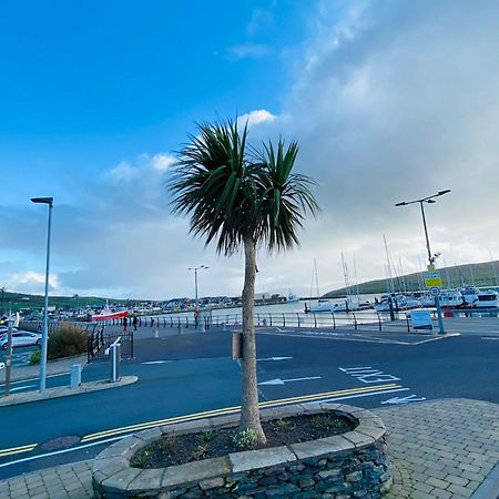 Dingle Marina Lodge Exterior photo